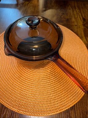 Vintage Vision Corningware 1 Liter Non-Stick bottom Saucepan with Lid